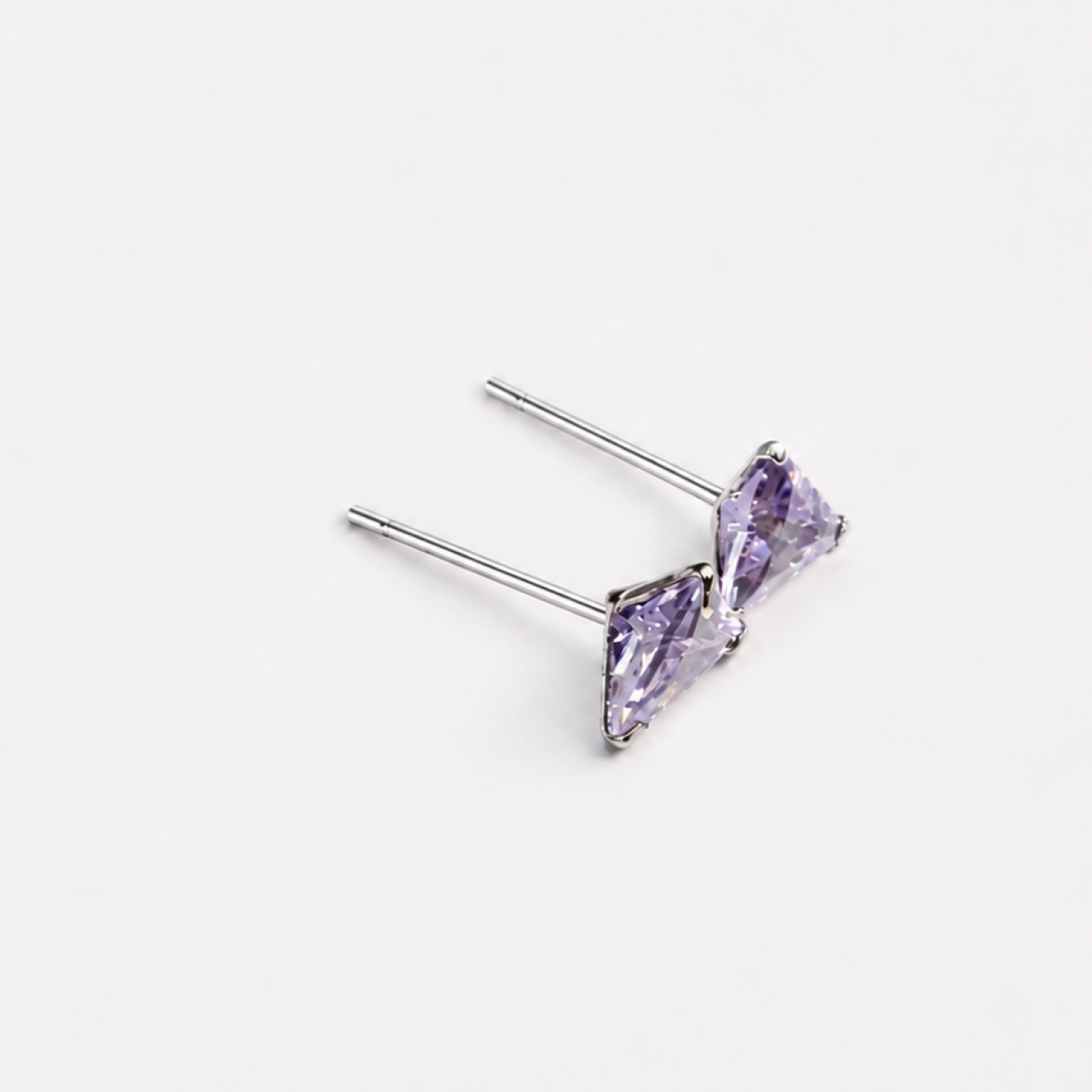 Clear purple Natural amethyst triangle 925 Sterling Silver Earrings 7 mm